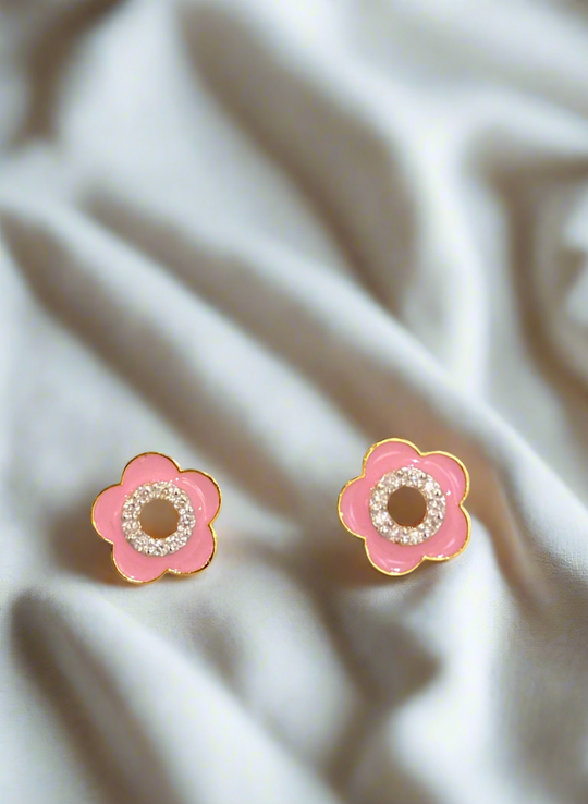 Like a Dewdrop - Diamond Flower Earrings