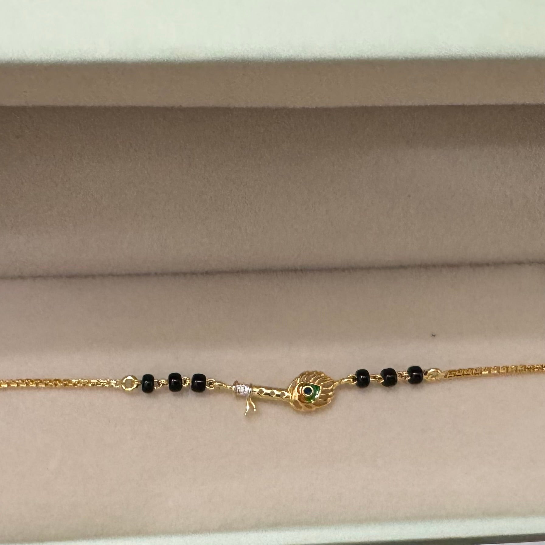 Krishna Bracelet Nazariya