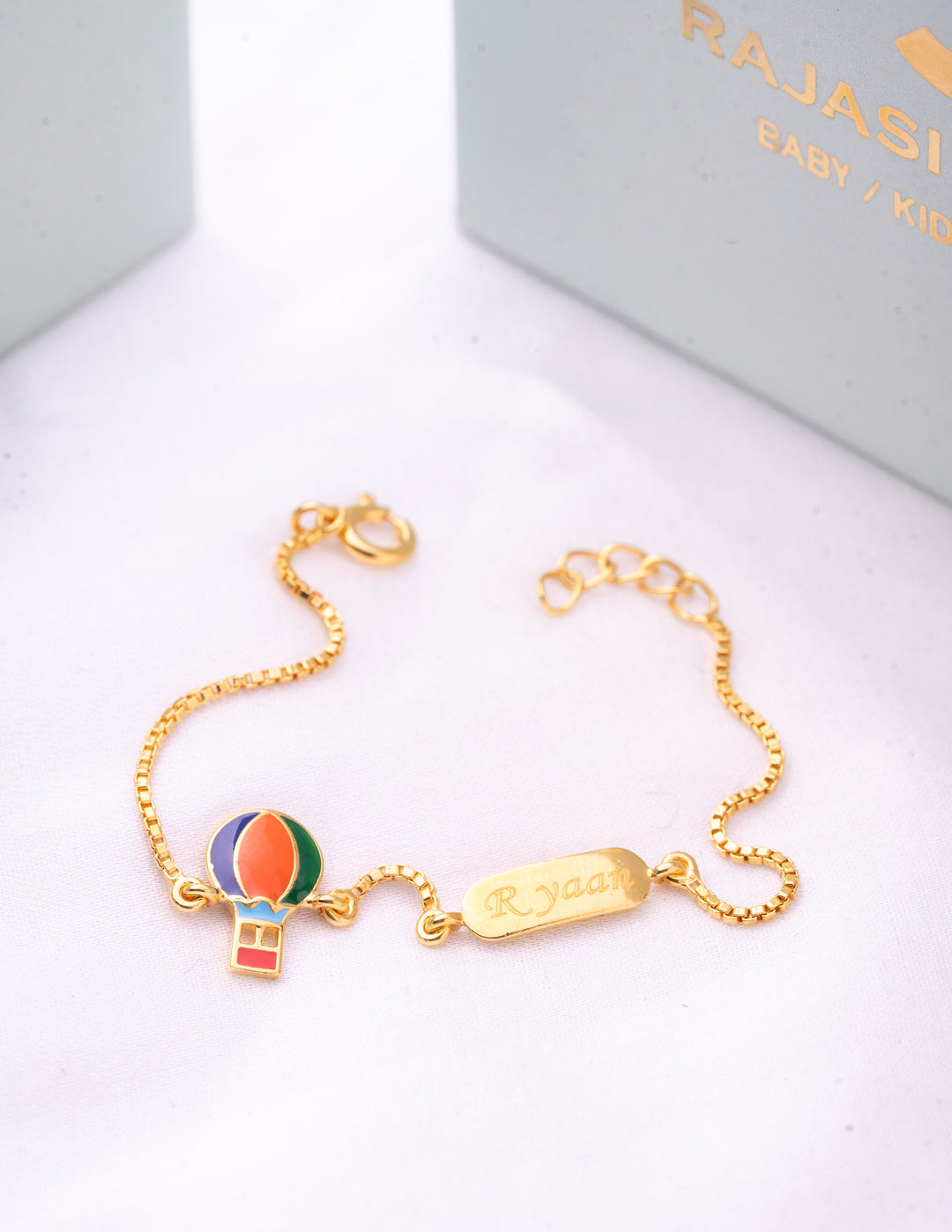 Name Customisation with Hotair Bracelet