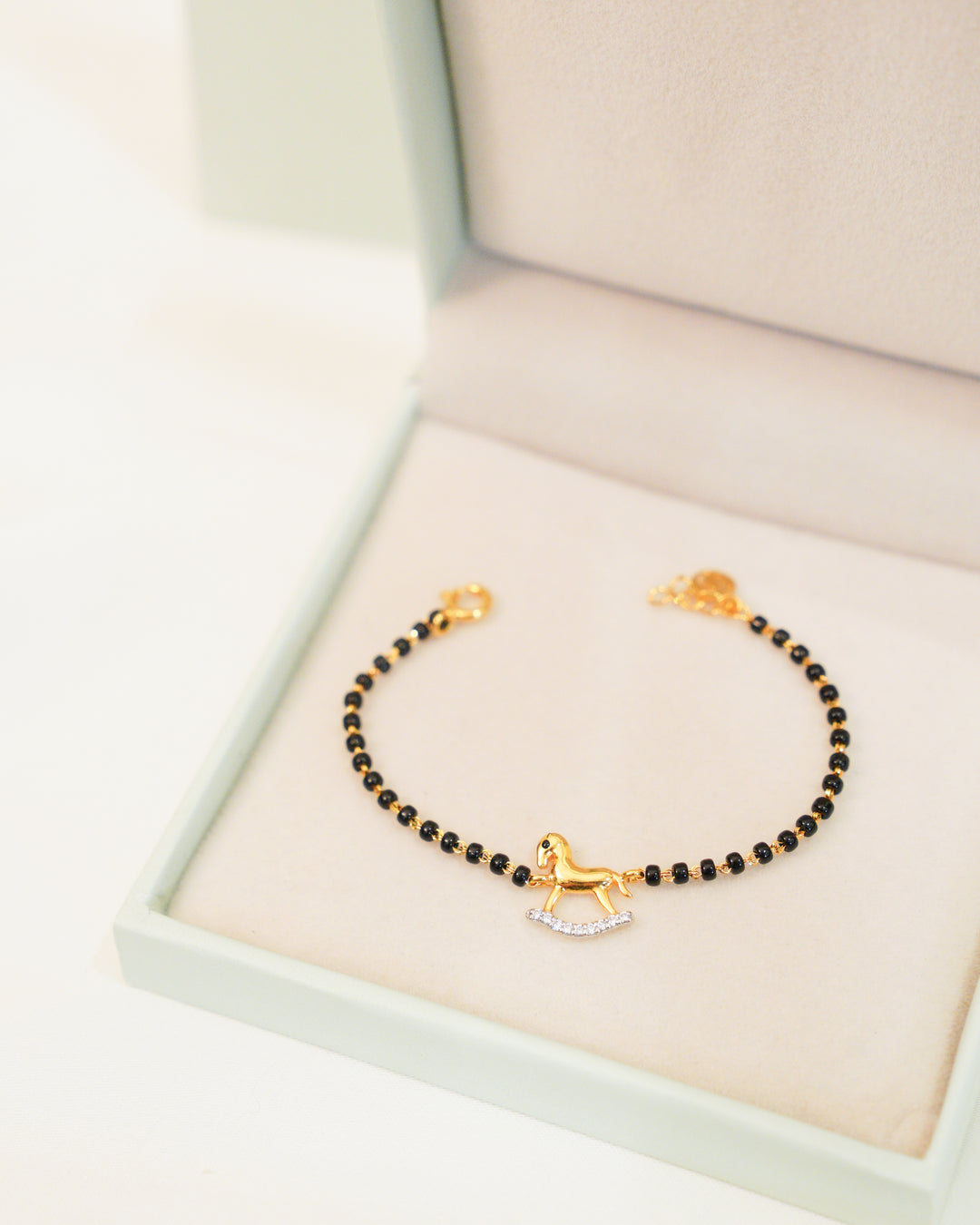 Rocking Horse Gold Nazariya