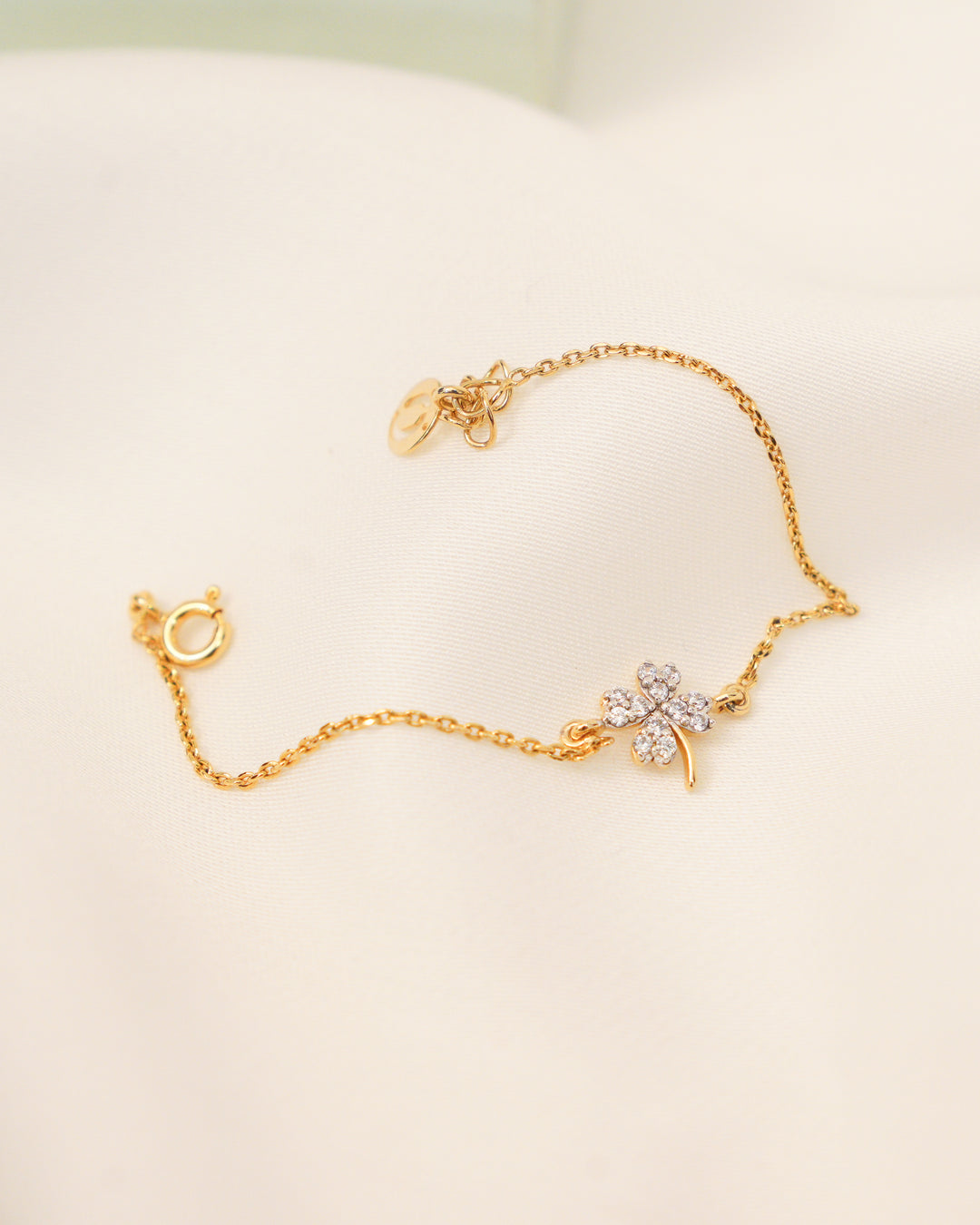 Diamond clover Bracelet