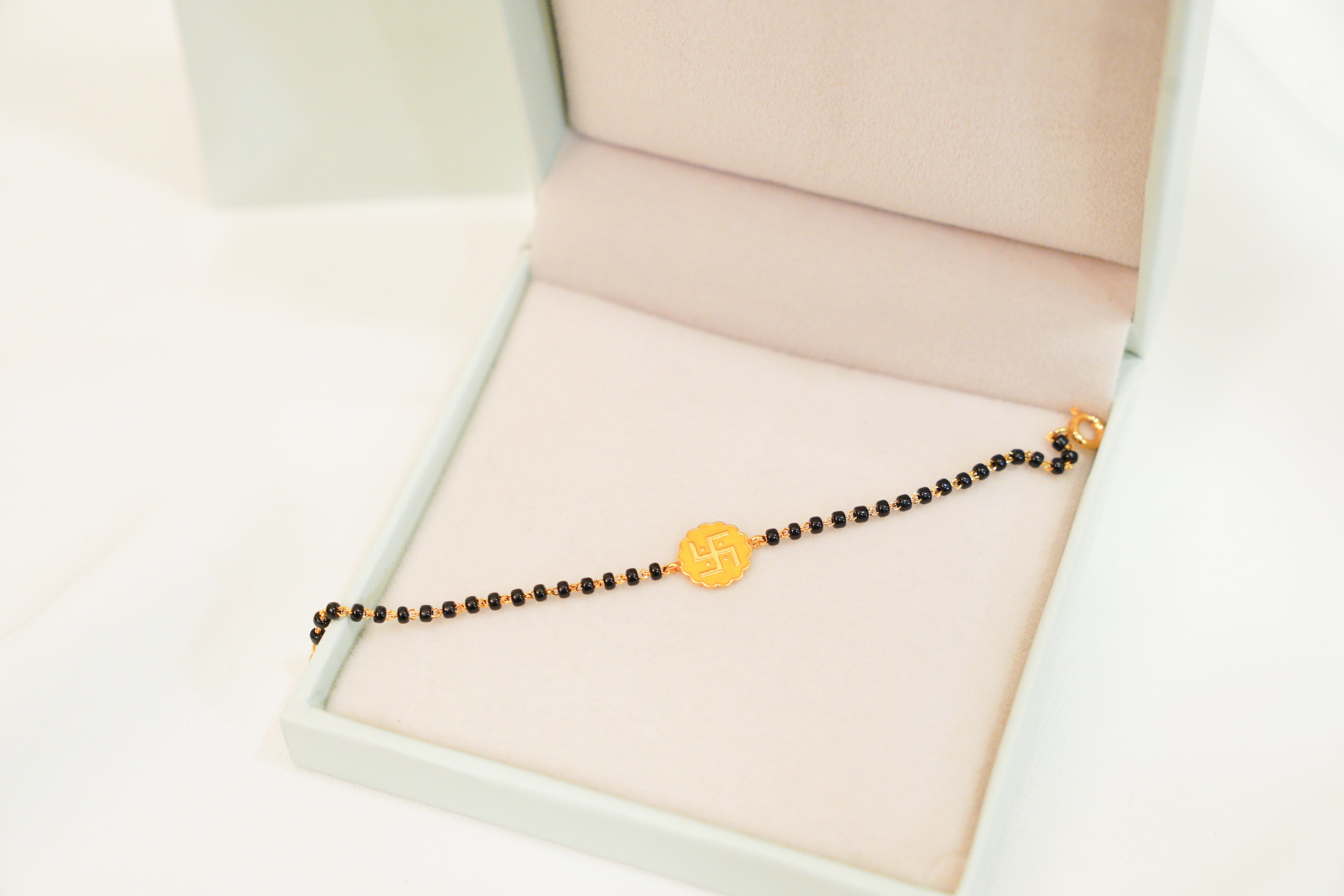 Swastik Gold Nazariya