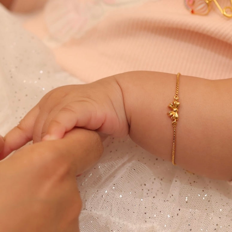 Bow Bracelet