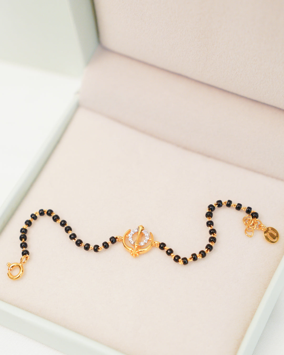 Nishan Sahib Gold Nazariya