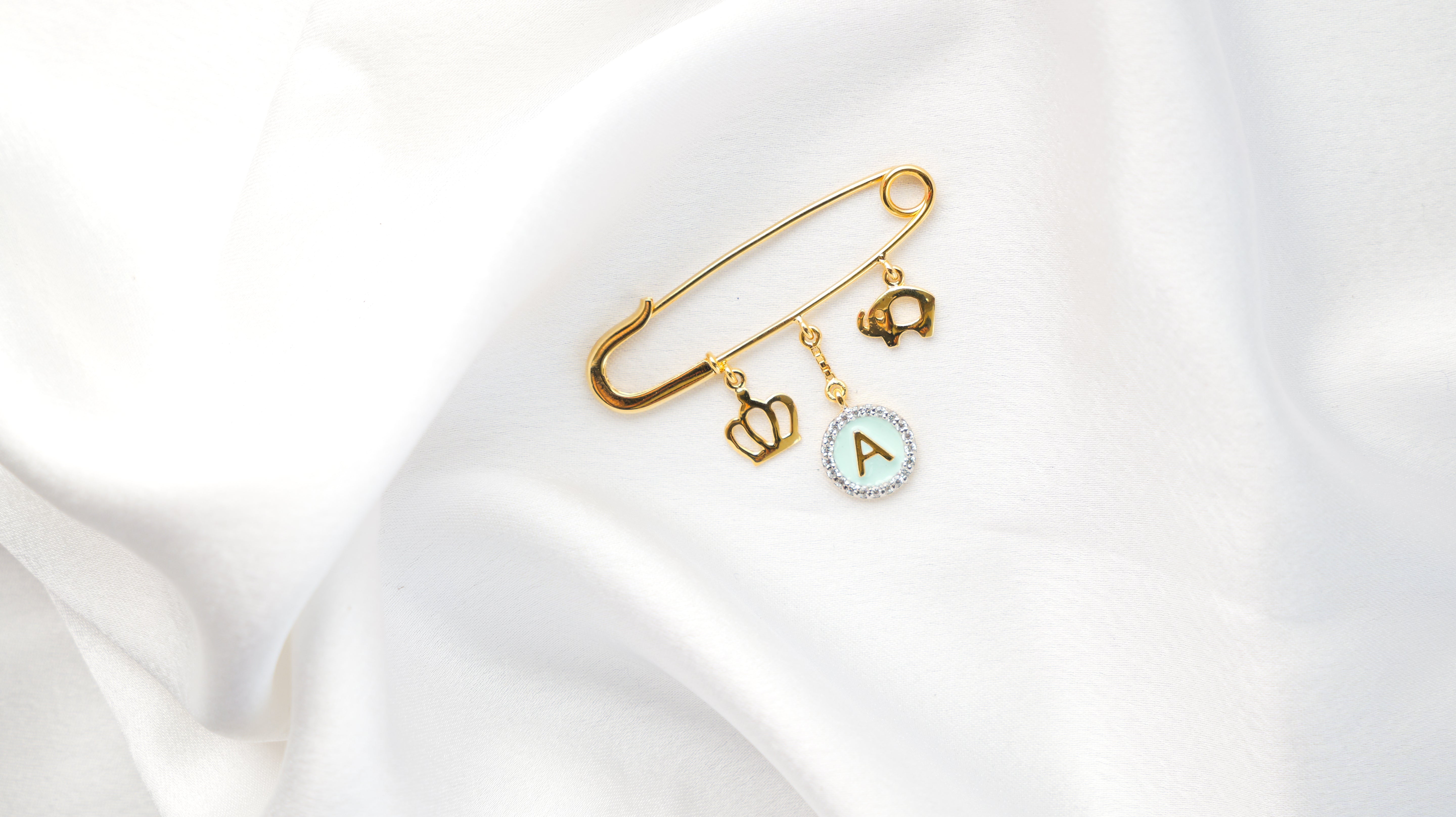 Elephant - Crown Lapel Pin