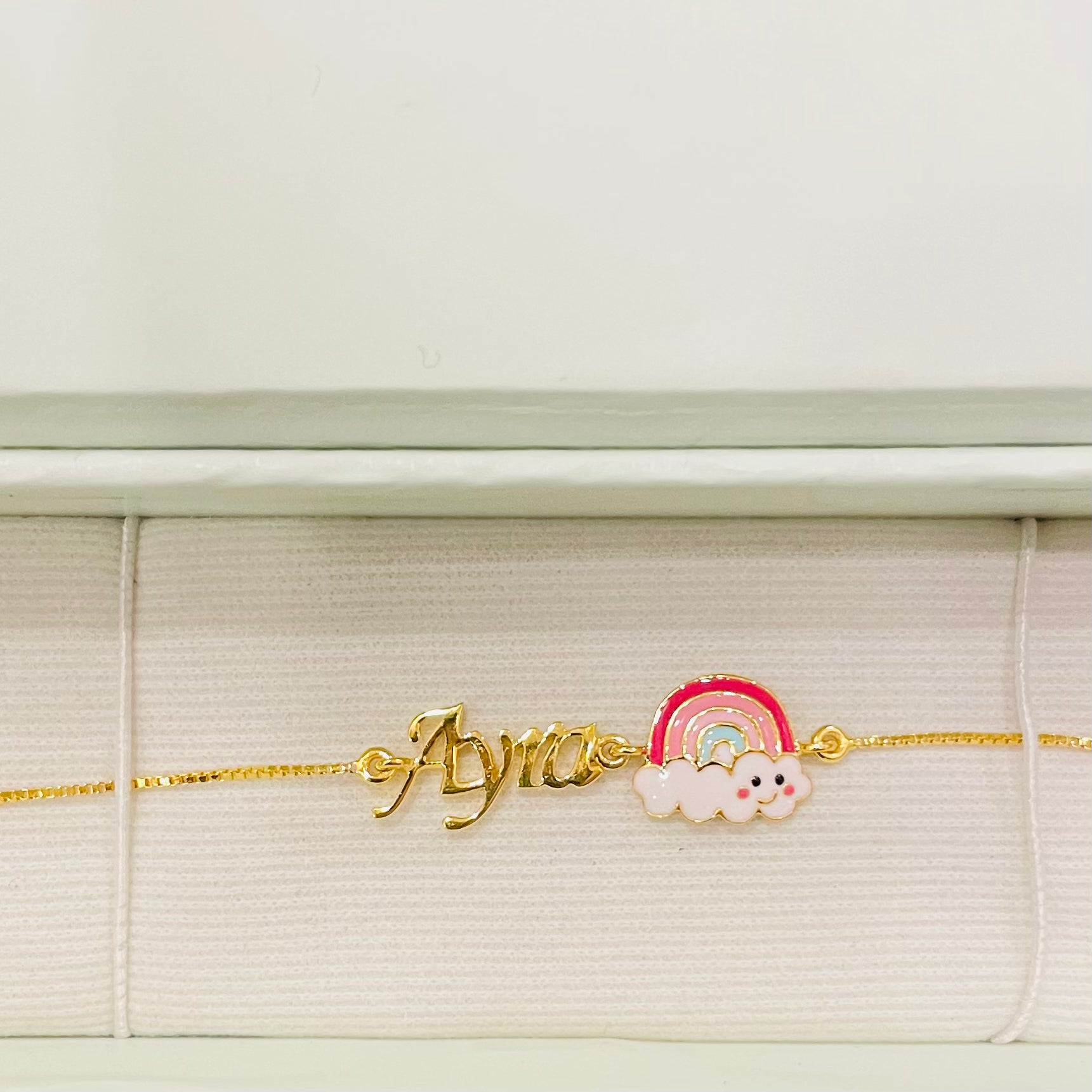 Name Customisation with Rainbow Bracelet